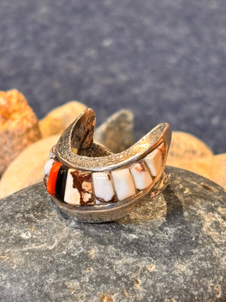 Tufa Cast Smile Ring | Lester James