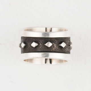 Sterling Silver Shadowbox Ring | Cooper Willie