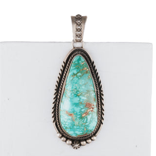 Pilot Mountain Turquoise Pendant | La Rose Ganadonergo