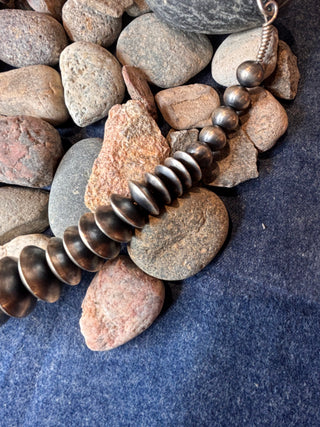 Handmade Graduated Navajo Pearl Necklace | Tustin Daye
